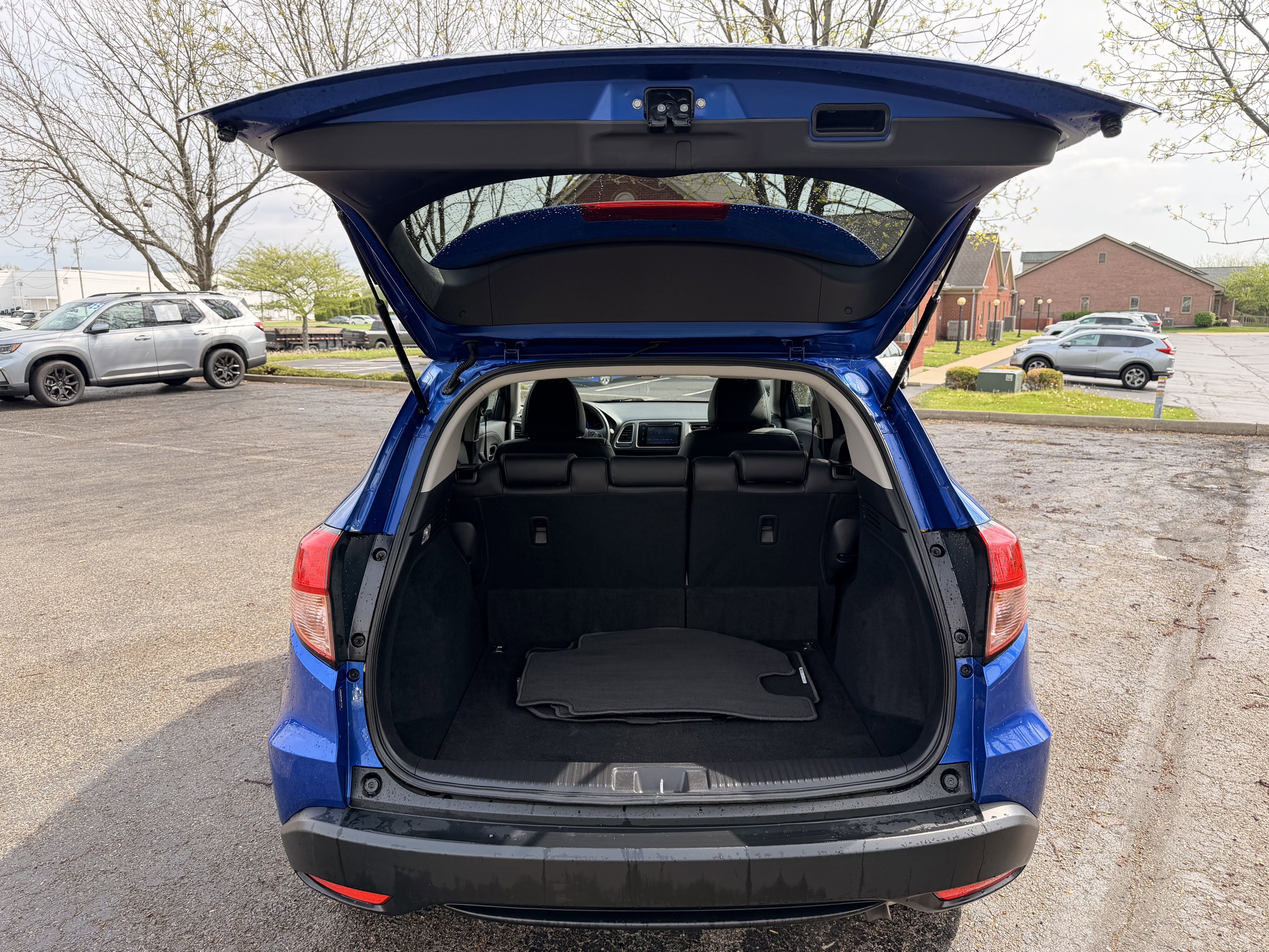 Used 2018 Honda HR-V EX-L image 13