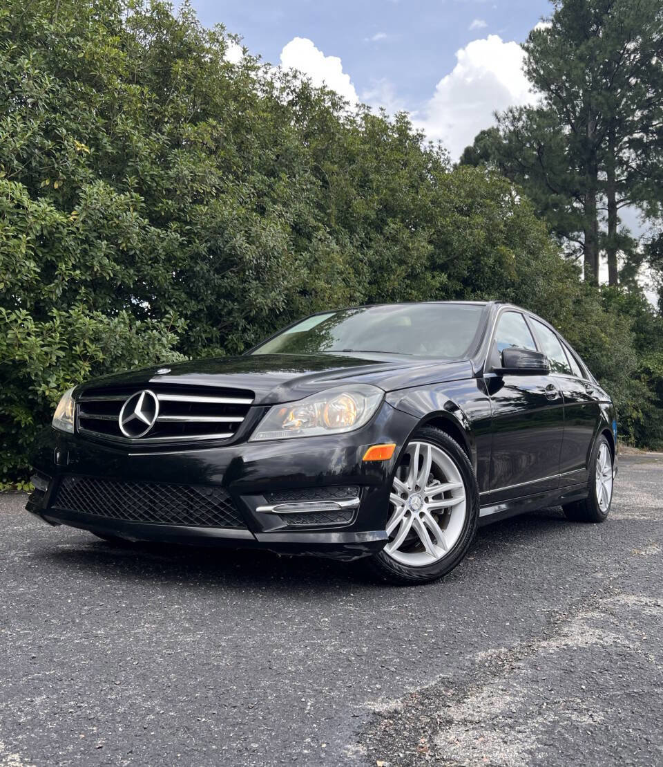 Used 2014 Mercedes-Benz C 250 Sedan image 2
