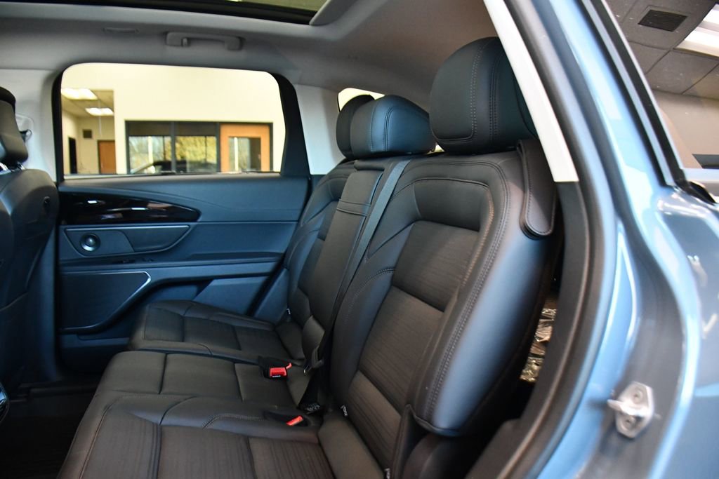 Used 2026 Lincoln Nautilus Reserve AWD/4WD image 21