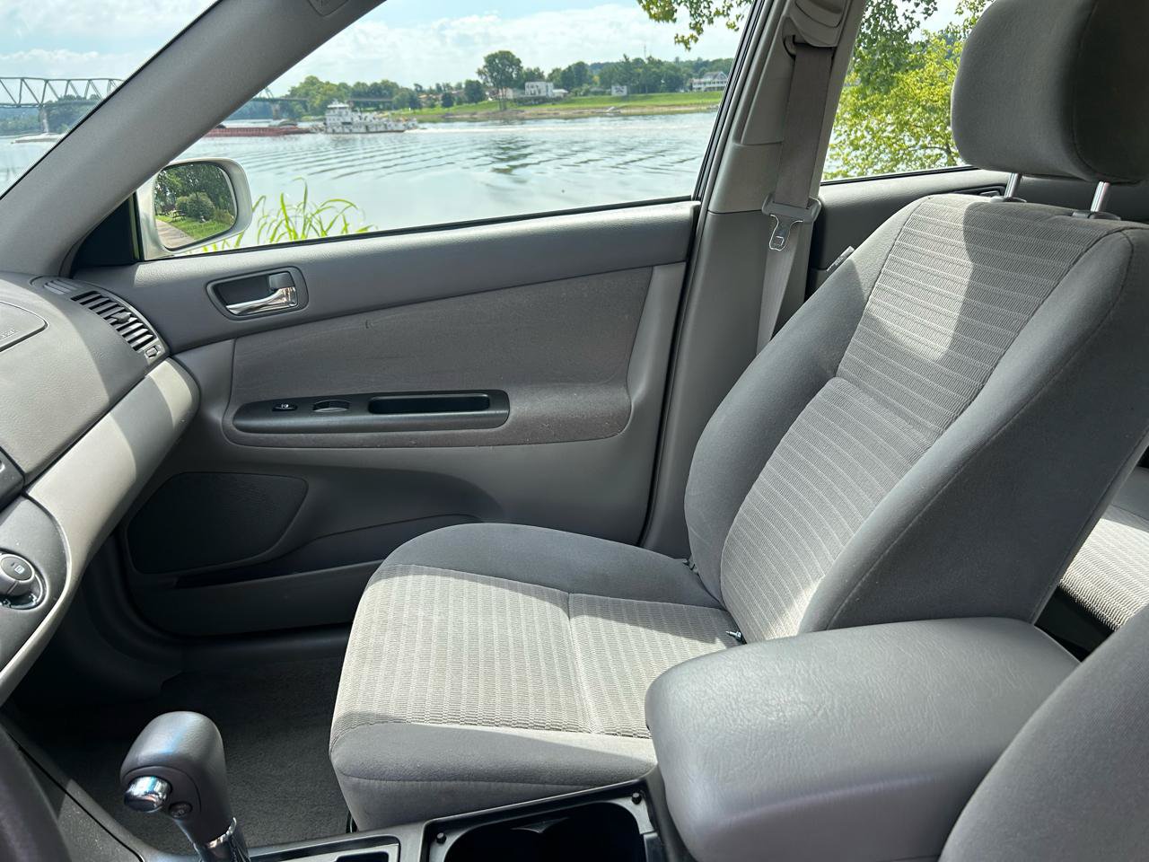 Used 2006 Toyota Camry FWD image 8