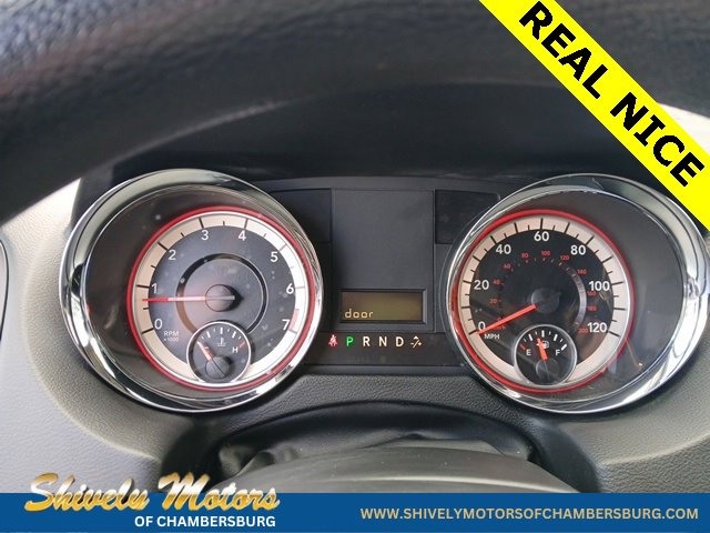 Used 2019 Dodge Grand Caravan SE w/ UConnect Hands-Free Group image 22