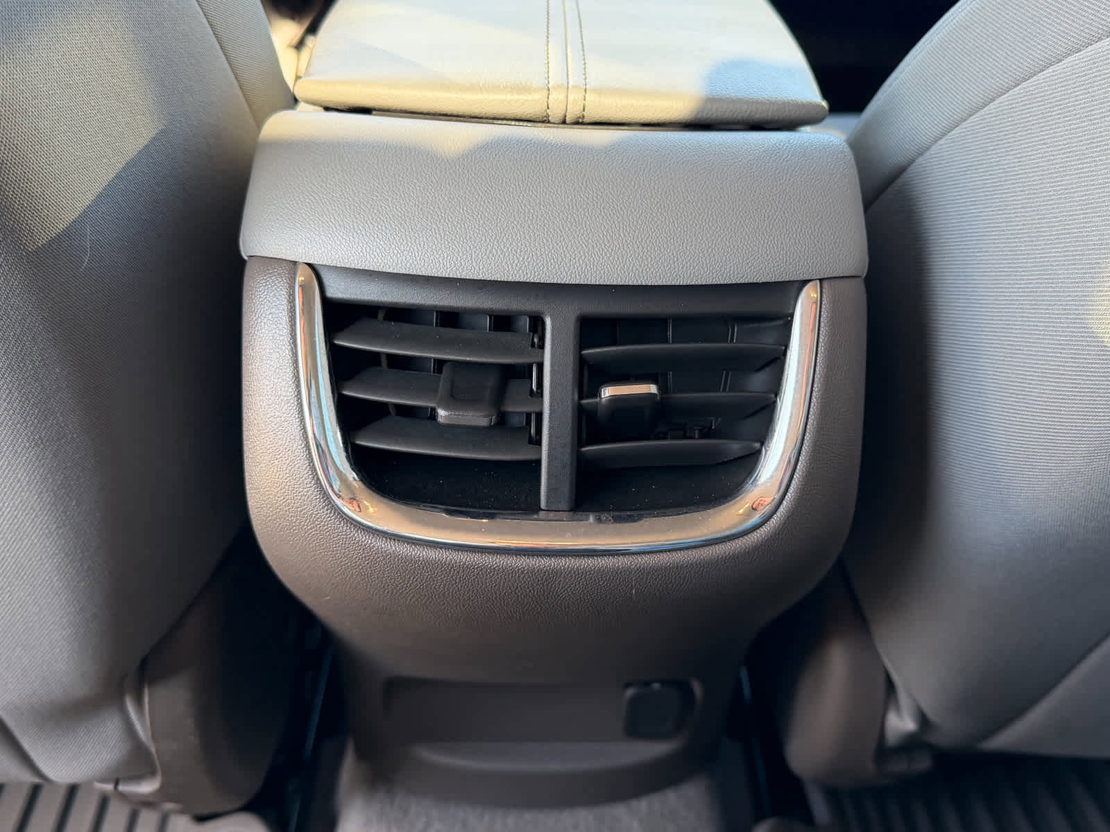 Used 2024 Chevrolet Malibu LT image 9