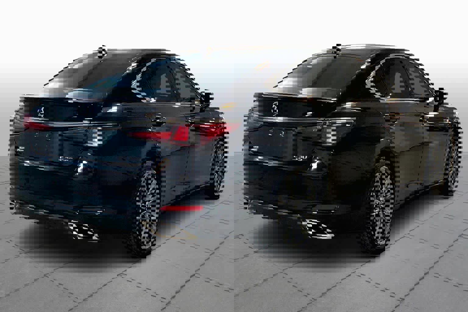 Used 2019 Lexus ES 350 F Sport w/ Accessory Package 2 image 12