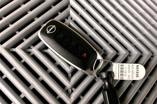 New 2025 Nissan Murano SL image 13