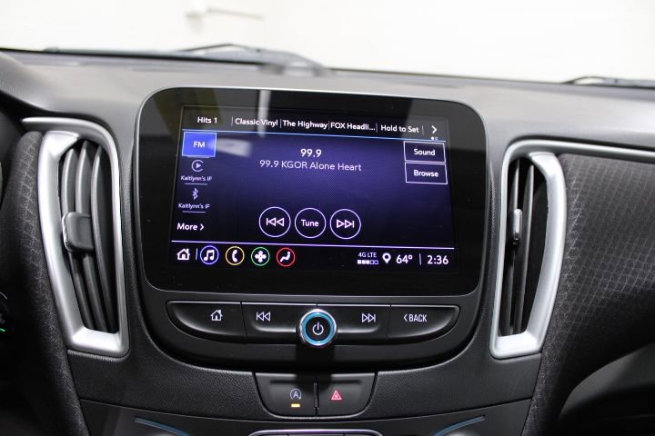 Used 2023 Chevrolet Malibu LT image 3