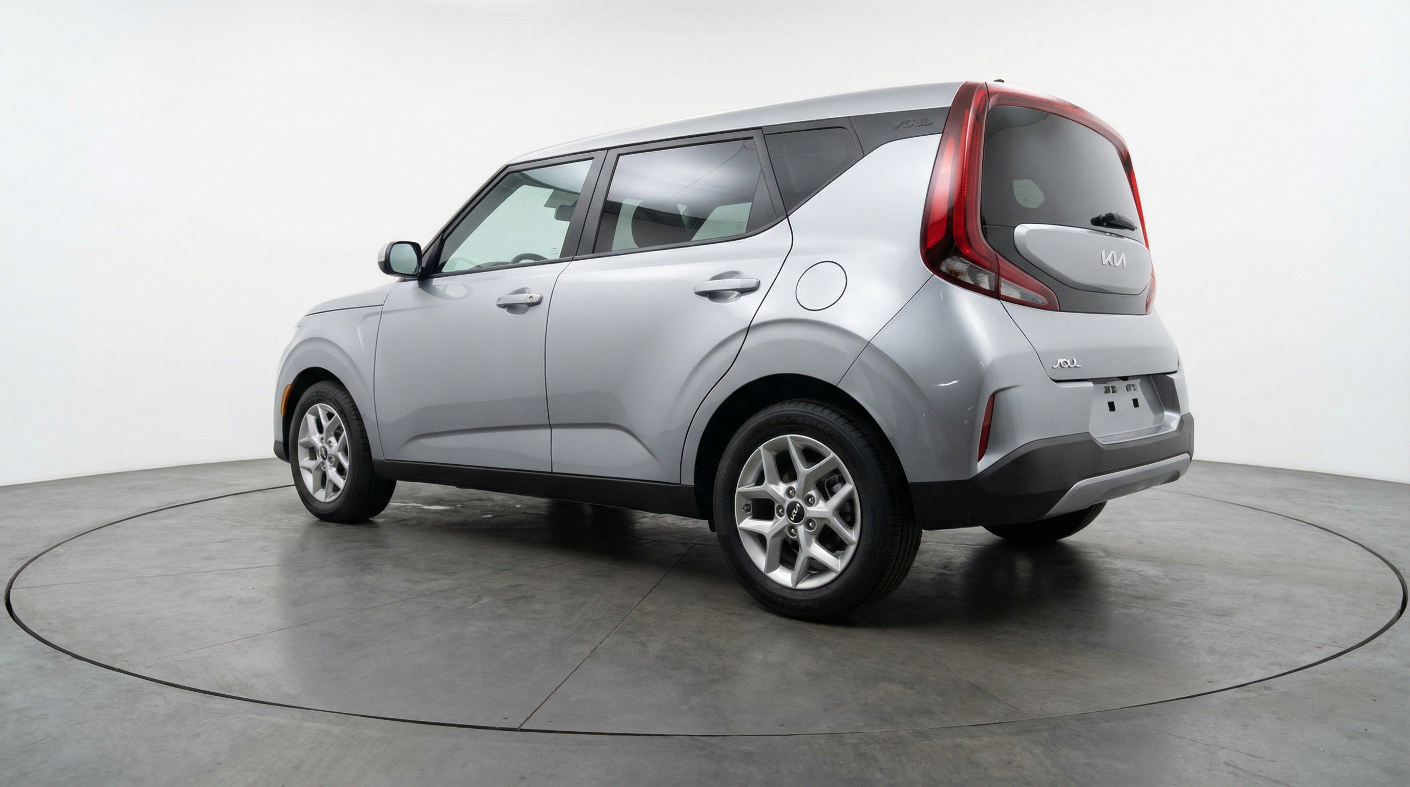 Used 2025 Kia Soul LX w/ LX Technology Package image 6