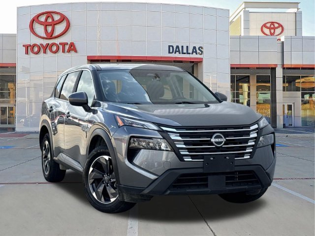 Used 2024 Nissan Rogue SV