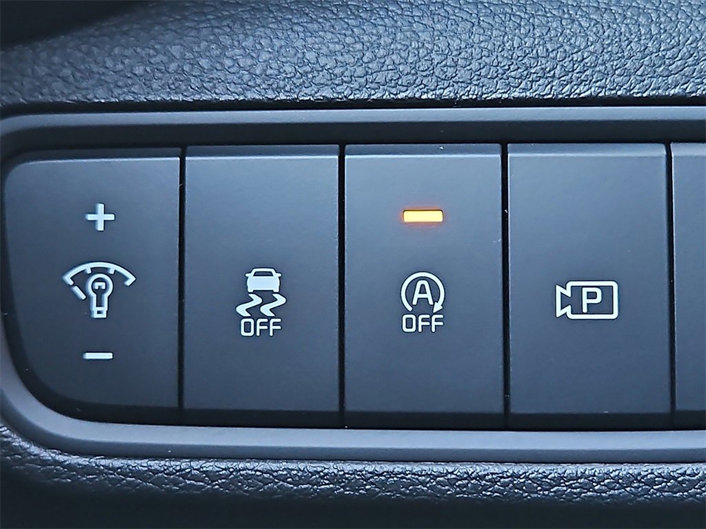 Certified 2025 Kia Soul S image 25