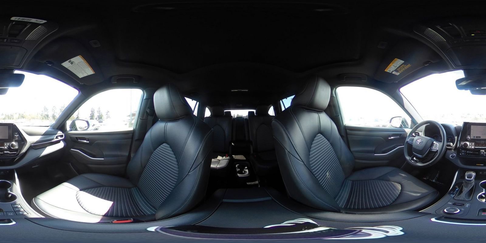 Used 2025 Toyota Highlander XSE image 45