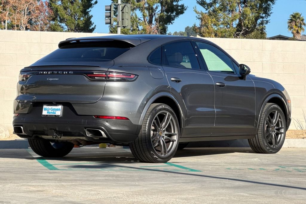Used 2021 Porsche Cayenne Coupe image 7