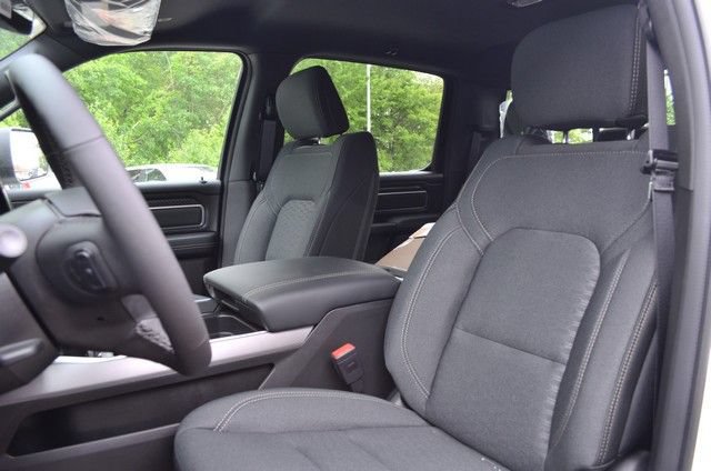 New 2026 RAM 1500 Express AWD/4WD image 15