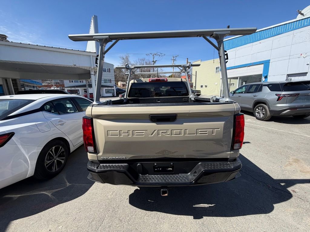 Used 2024 Chevrolet Colorado Trail Boss image 4