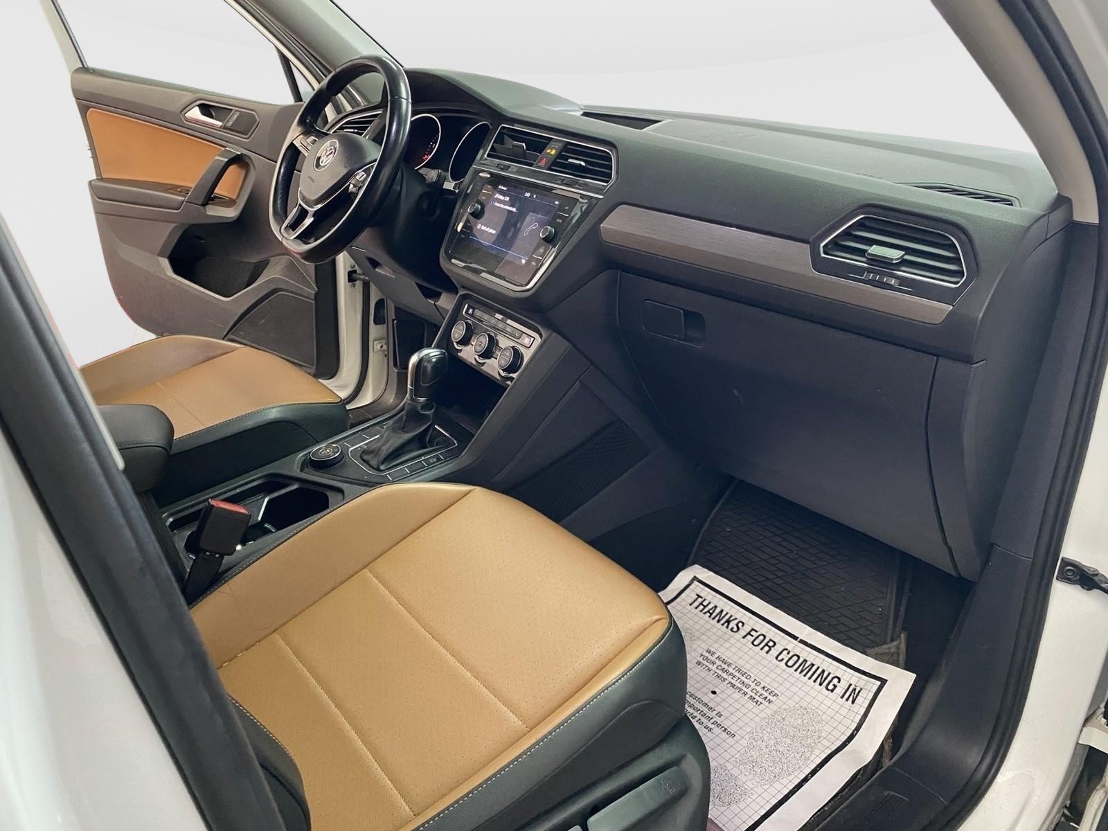 Used 2019 Volkswagen Tiguan SE w/ Panoramic Sunroof Package AWD/4WD image 8