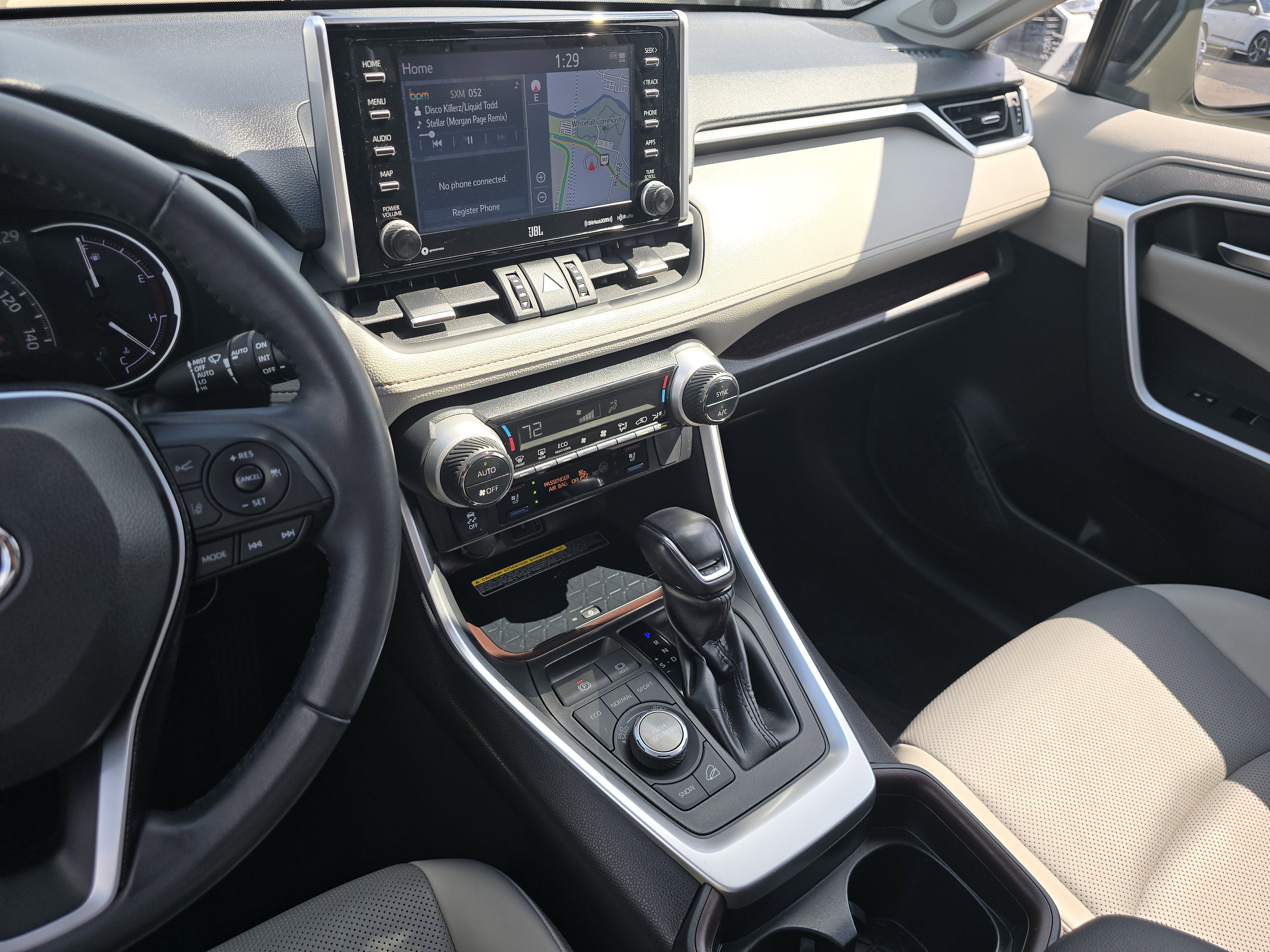 Used 2020 Toyota RAV4 Limited image 22