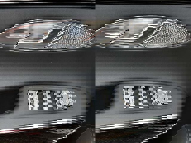 Used 2025 Genesis GV70 2.5T image 13