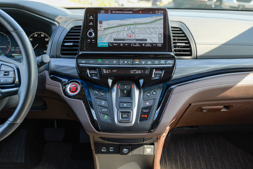 Used 2025 Honda Odyssey Elite image 49