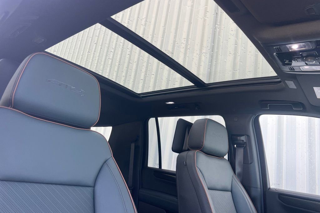 New 2026 GMC Yukon XL AT4 w/ AT4 Premium Plus Package AWD/4WD image 16