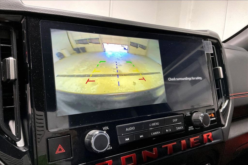 Used 2025 Nissan Frontier PRO-4X image 29