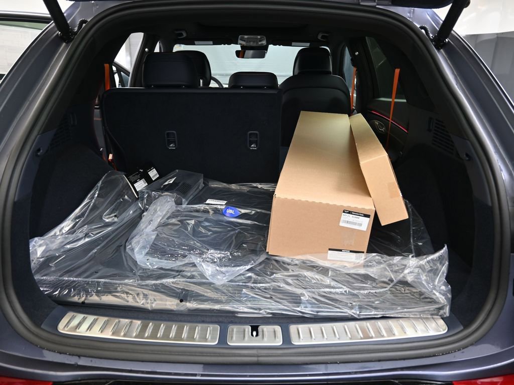 New 2026 Genesis GV70 3.5T Sport Advanced image 17