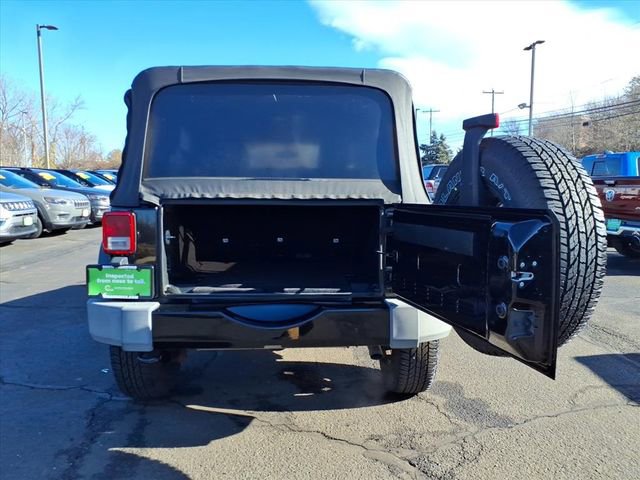Certified 2018 Jeep Wrangler Unlimited Sport image 12