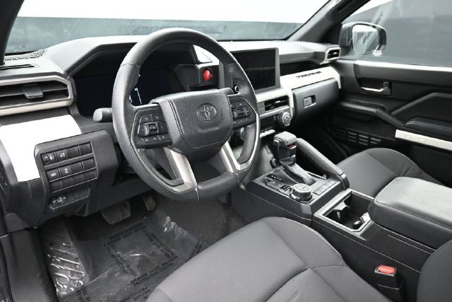 Used 2024 Toyota Tacoma TRD Off-Road AWD/4WD image 11