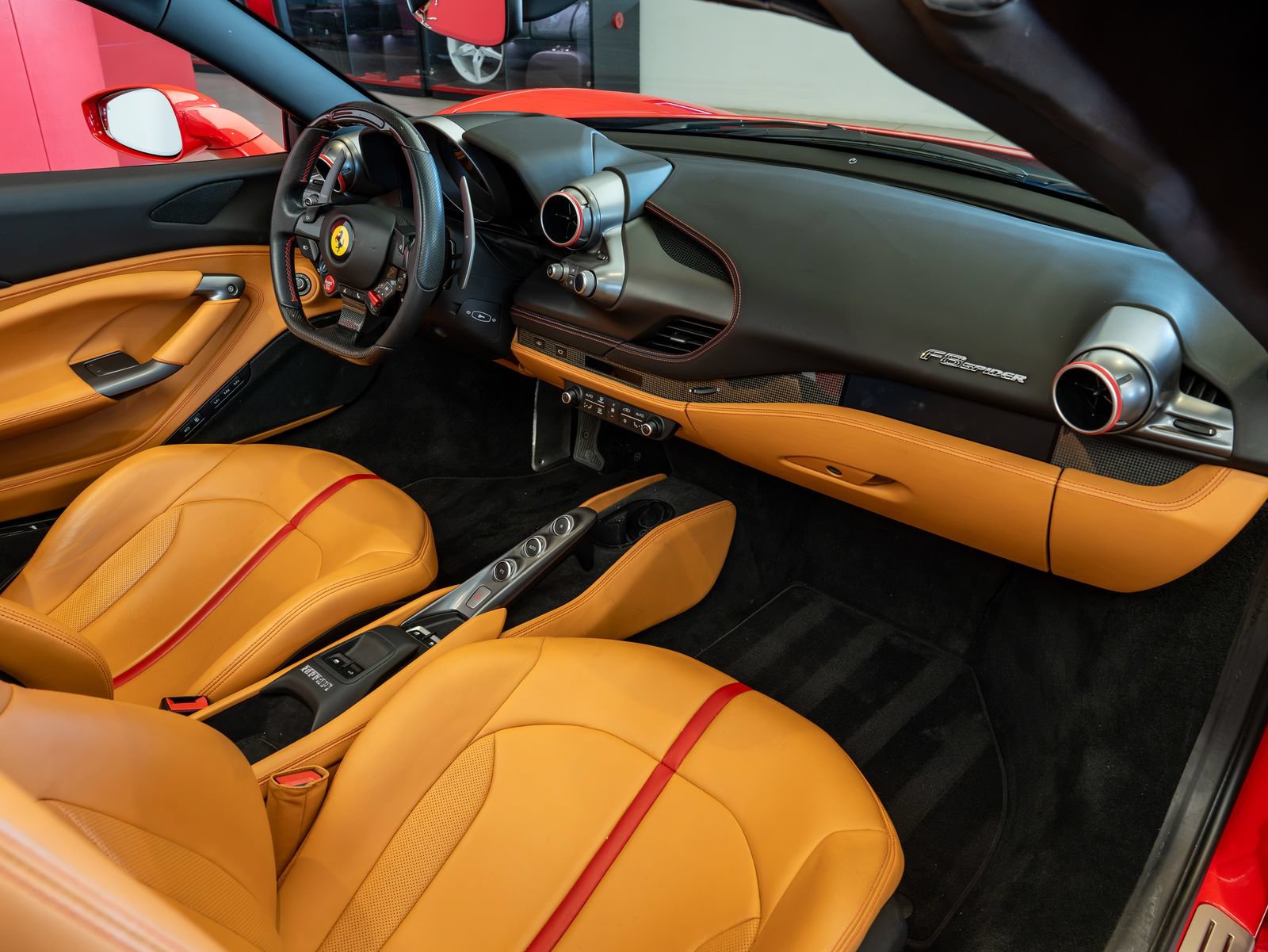 Certified 2021 Ferrari F8 Tributo RWD image 17