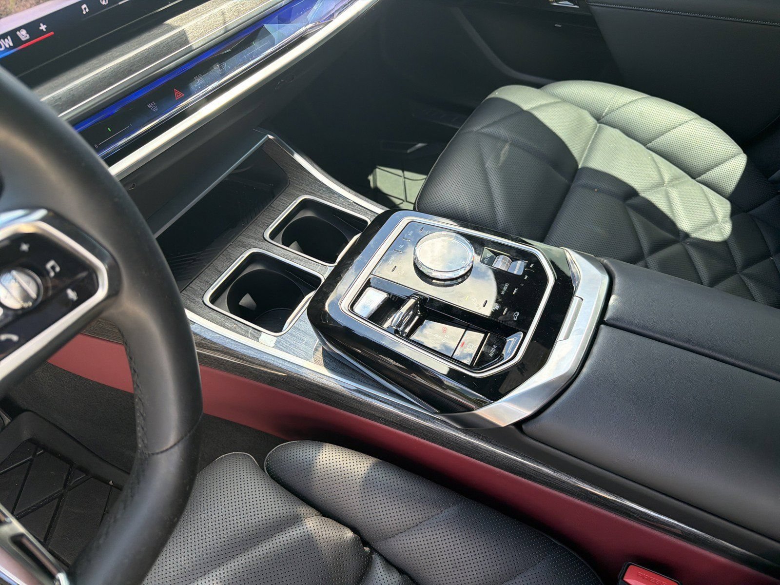Used 2023 BMW 740i RWD image 24