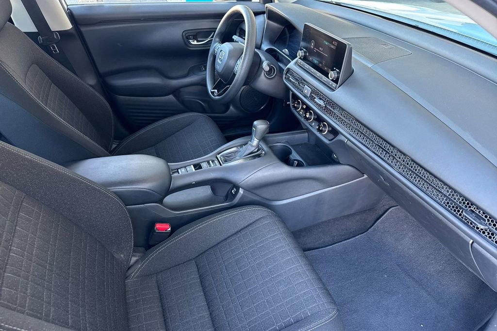 Used 2023 Honda HR-V LX image 15