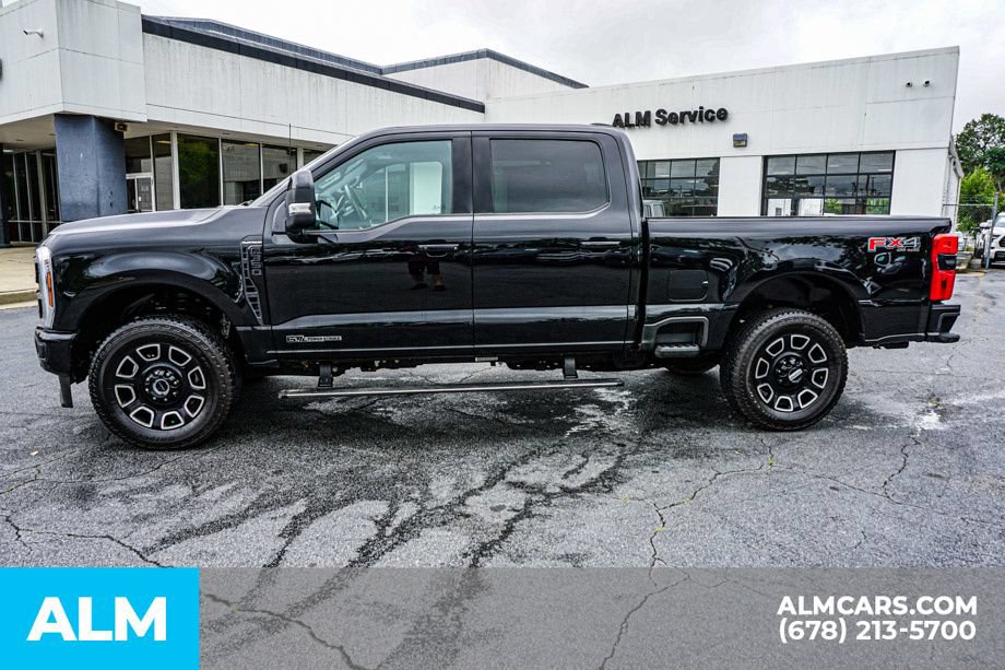 Used 2025 Ford F350 Platinum AWD/4WD image 6