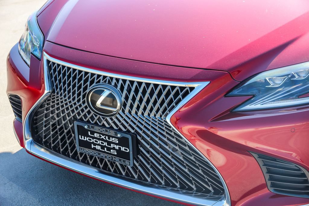 Used 2020 Lexus LS 500 w/ Accessory Package (Z1) RWD image 9