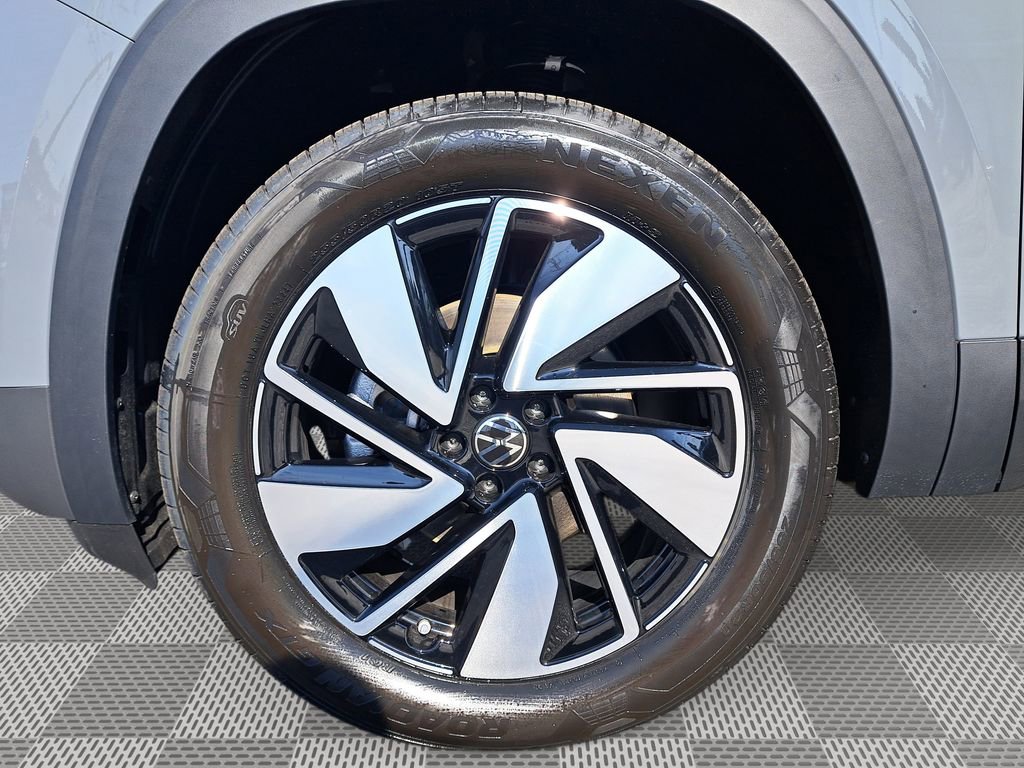 New 2025 Volkswagen Atlas SEL AWD/4WD image 10