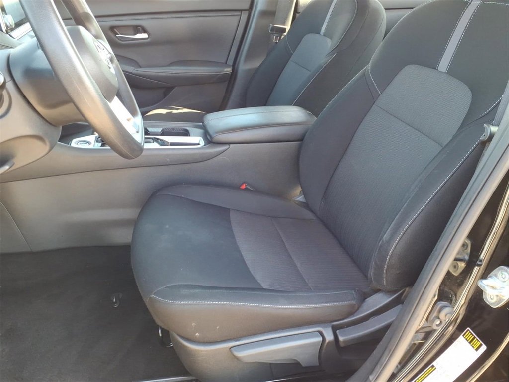 Used 2024 Nissan Sentra SV image 11