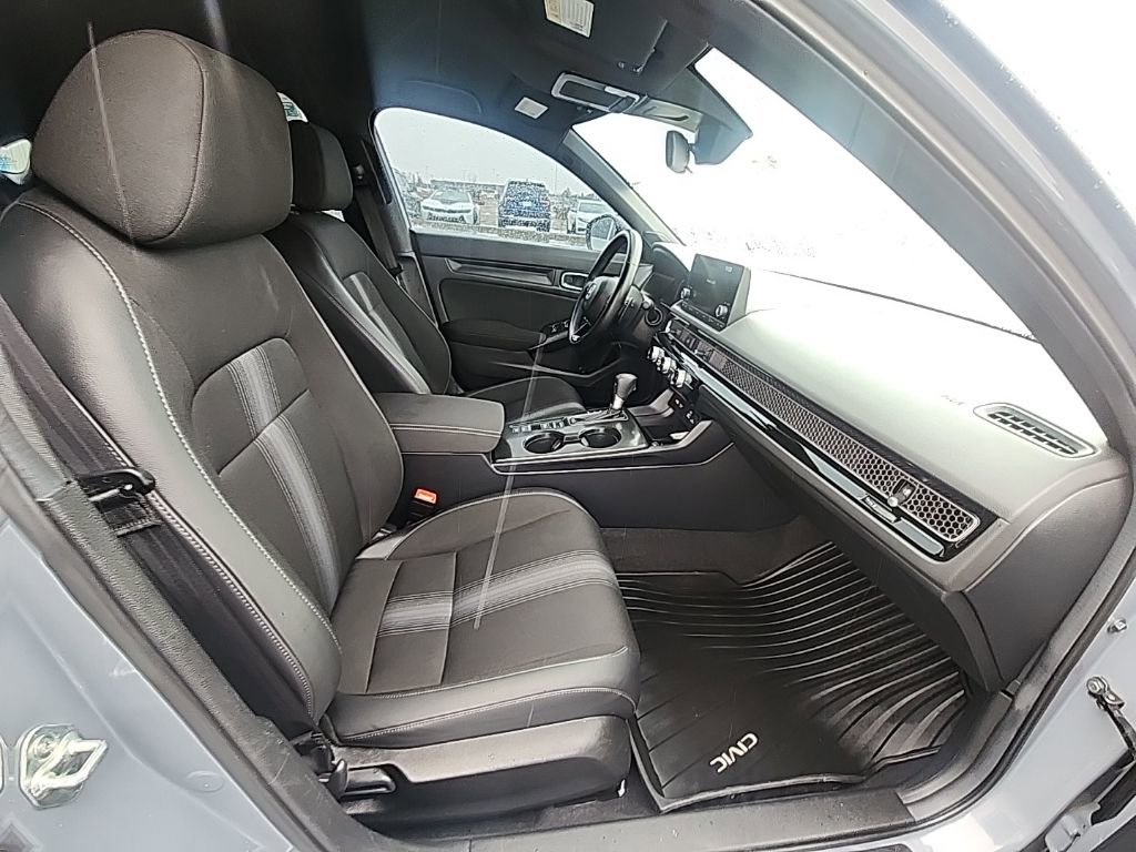 Used 2024 Honda Civic Sport image 32