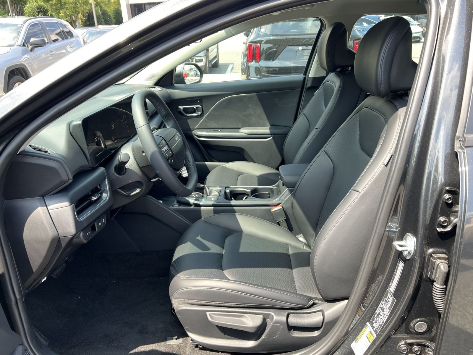 New 2026 Kia K4 EX FWD image 18
