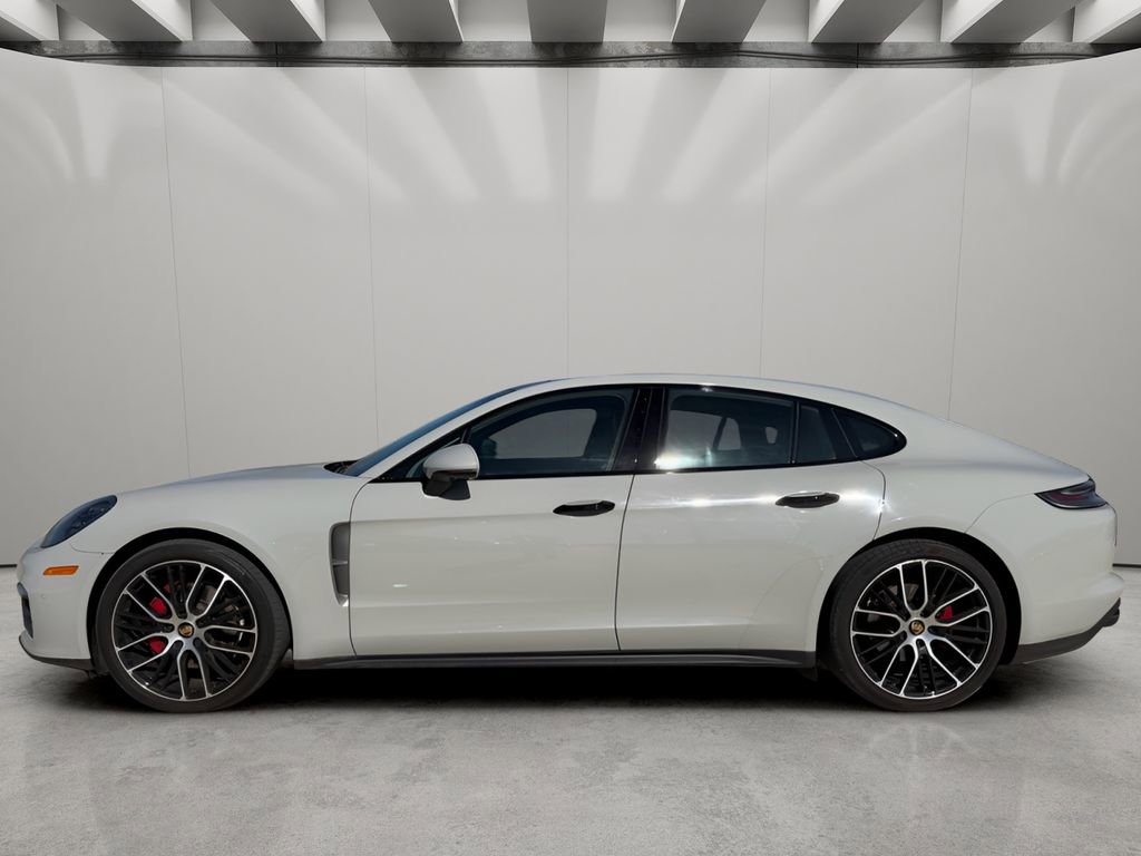 Used 2022 Porsche Panamera Platinum Edition image 7