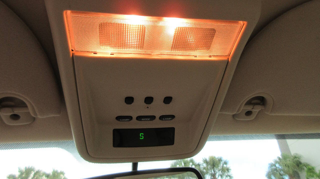 Used 2006 Mercury Grand Marquis LS RWD image 39