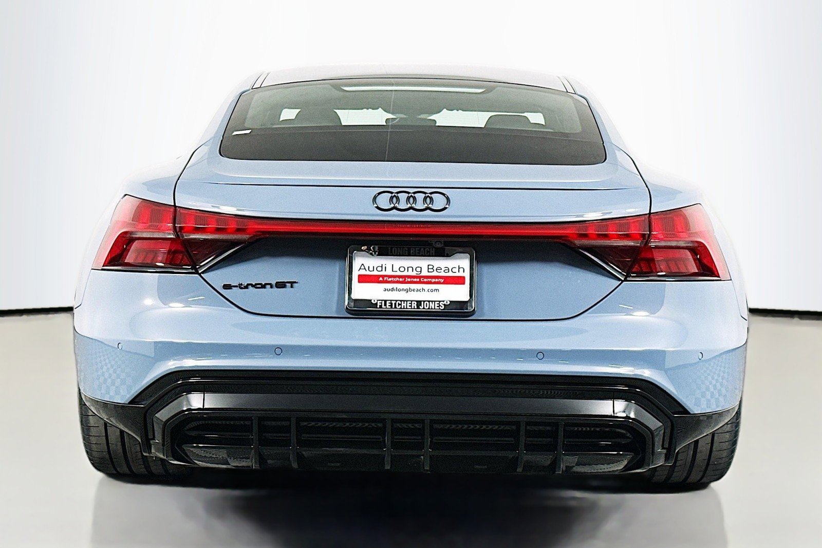 Used 2023 Audi e-tron GT Prestige w/ Prestige Package image 3