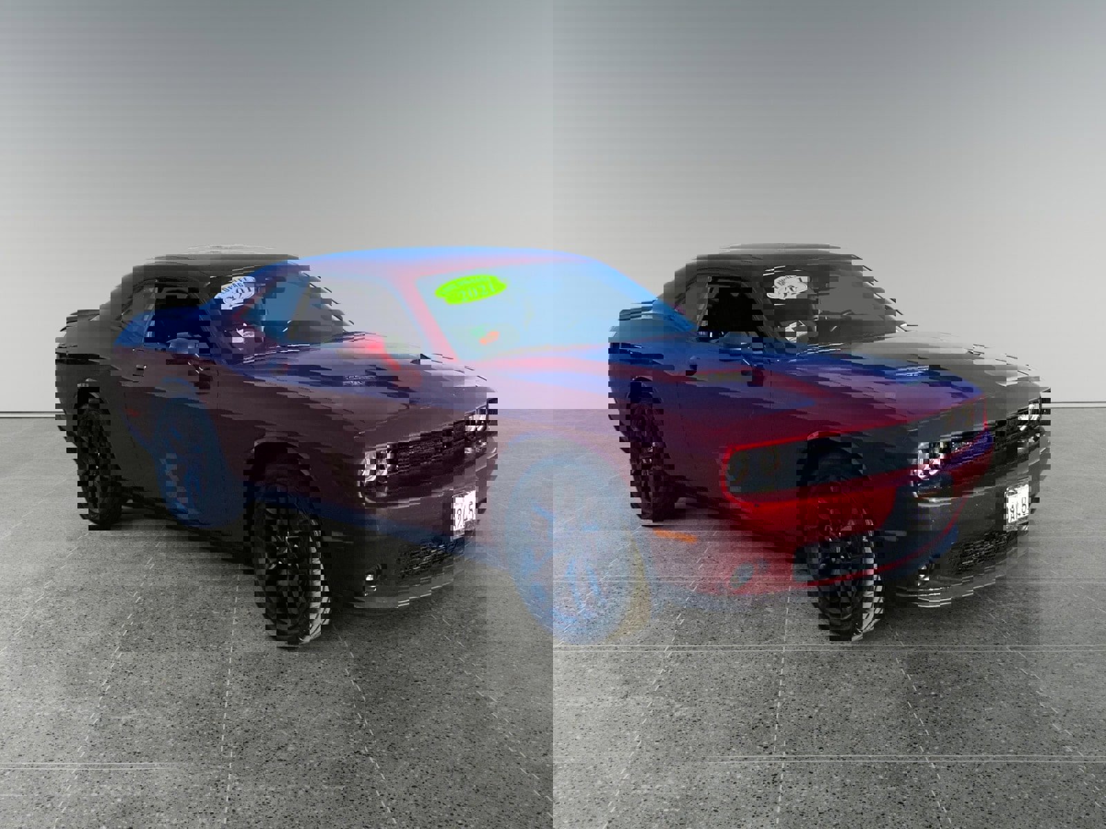 Used 2021 Dodge Challenger SXT w/ Driver Convenience Group image 7