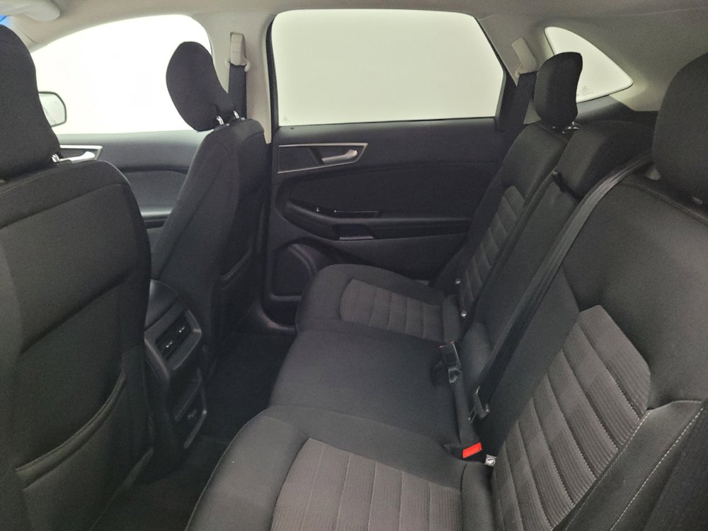 Used 2019 Ford Edge SEL AWD/4WD image 18
