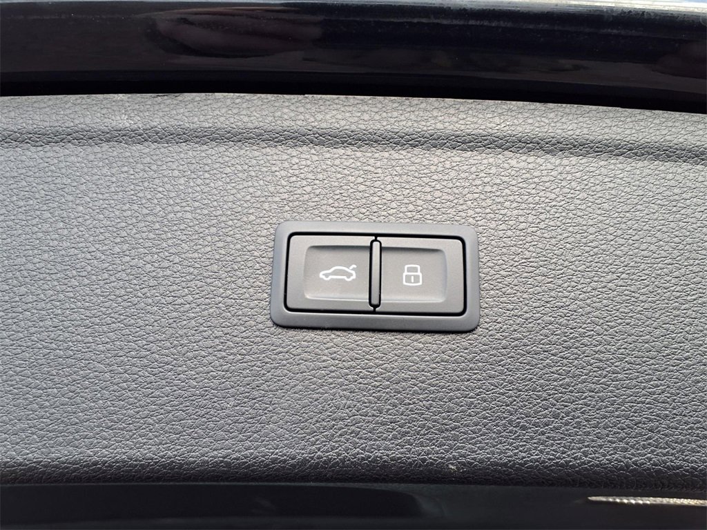 Used 2024 Audi Q5 2.0T Premium Plus image 8