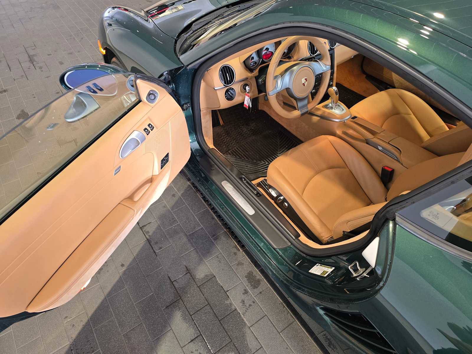 Used 2010 Porsche Cayman S image 17