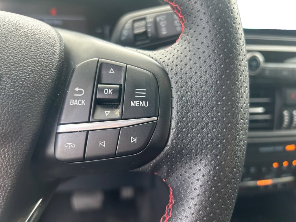 Used 2025 Ford Escape ST-Line Select AWD/4WD image 21