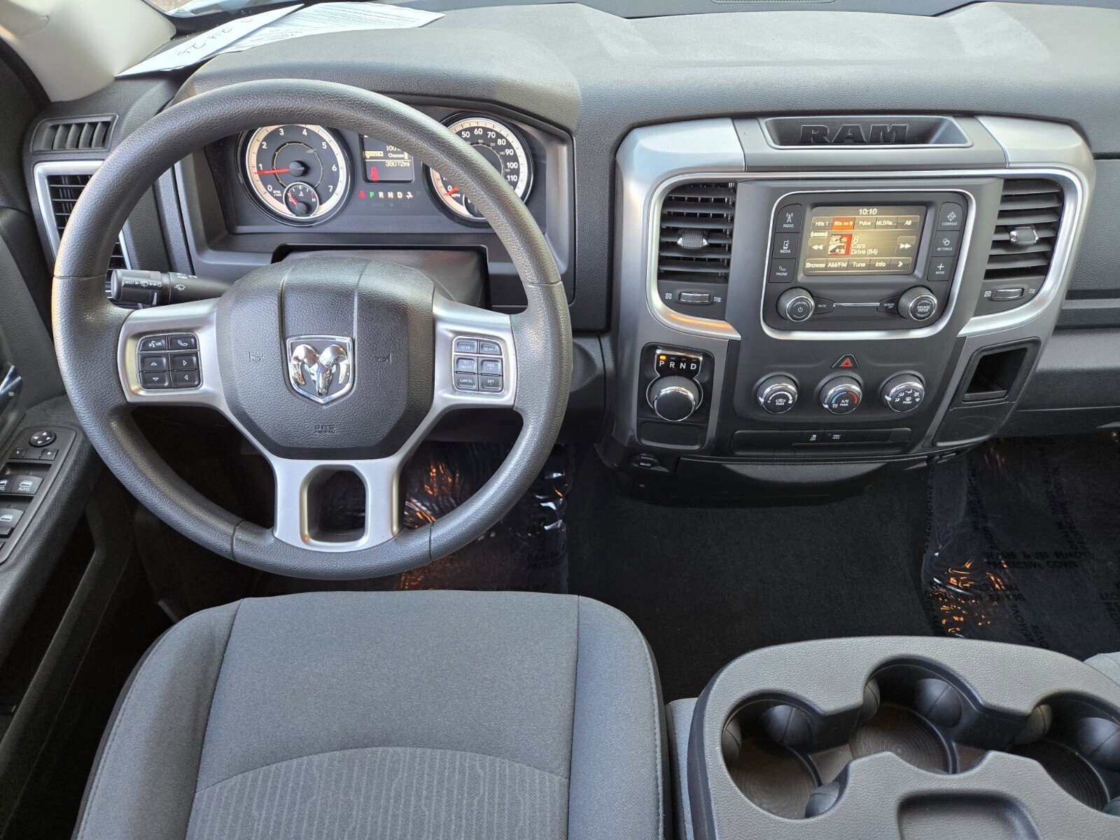 Used 2024 RAM 1500 Classic SLT image 10