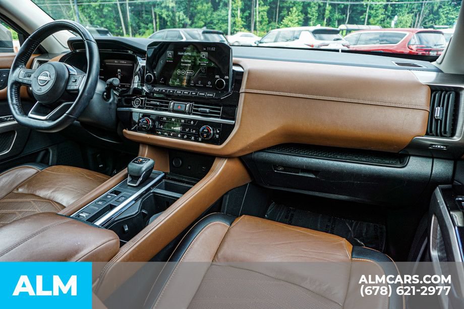 Used 2023 Nissan Pathfinder Platinum w/ Cargo Package FWD image 26