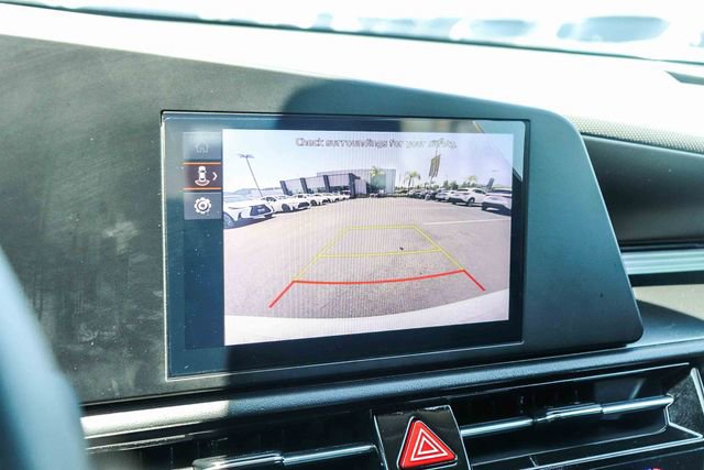 Used 2023 Kia Niro LX FWD image 29