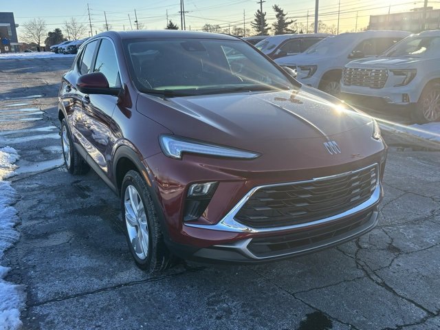 Certified 2024 Buick Encore GX Preferred w/ Comfort Package image 3