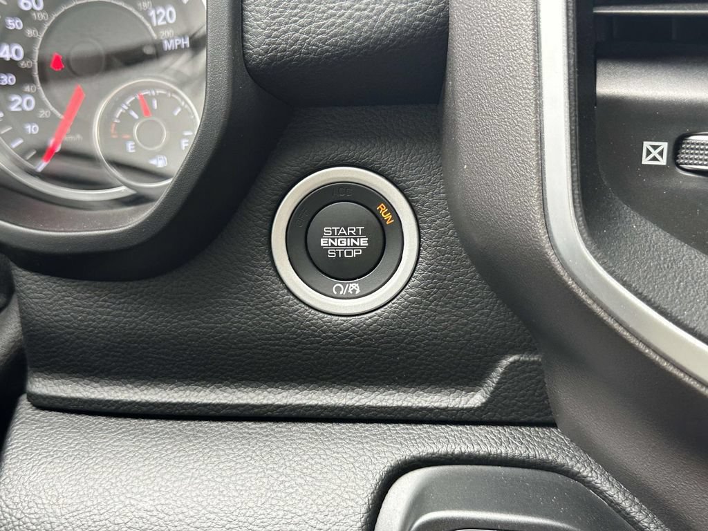 Used 2020 RAM 1500 Big Horn AWD/4WD image 31