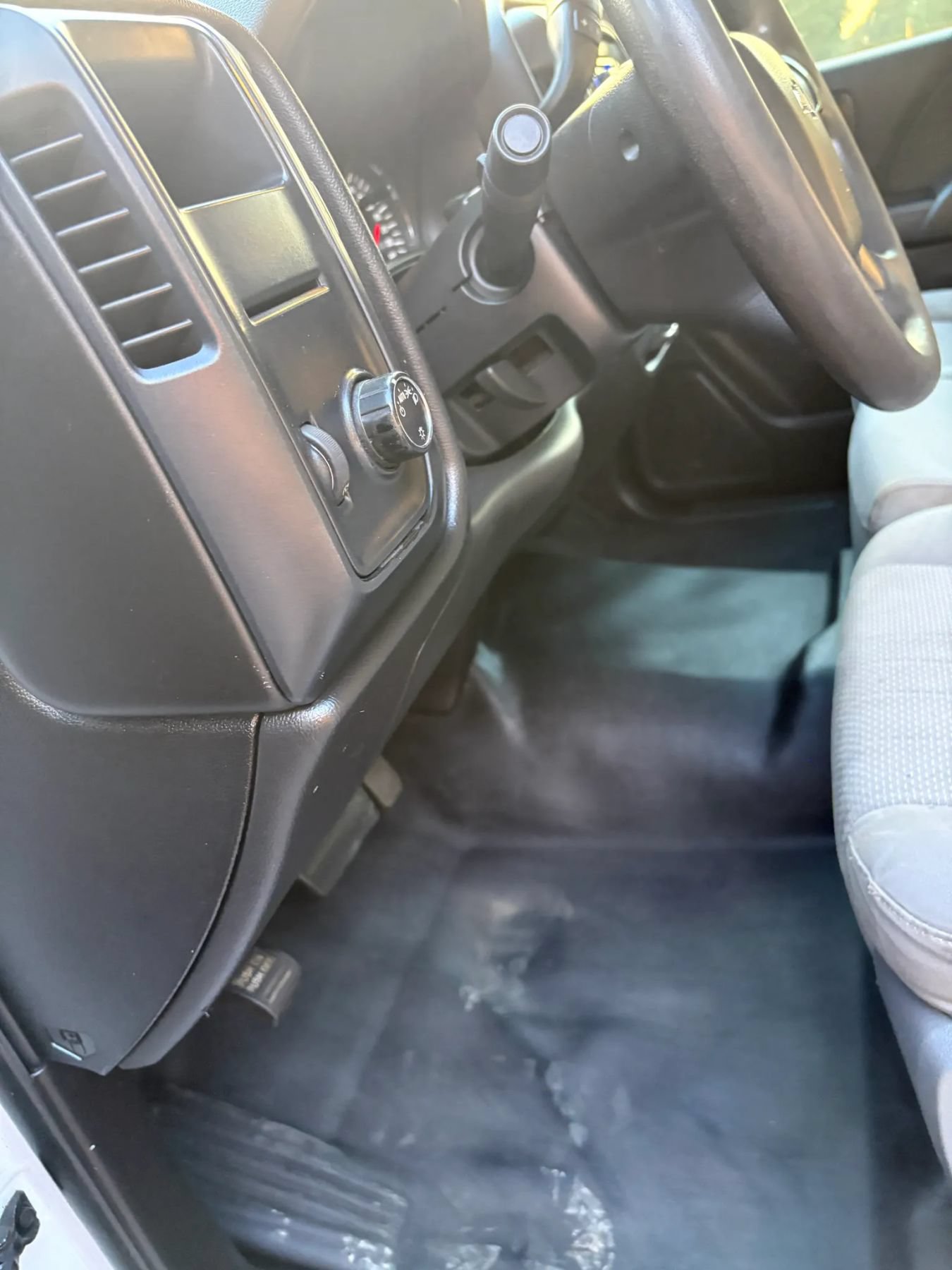 Used 2014 Chevrolet Silverado 1500 W/T RWD image 19