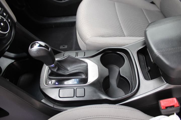 Used 2018 Hyundai Santa Fe Sport image 23