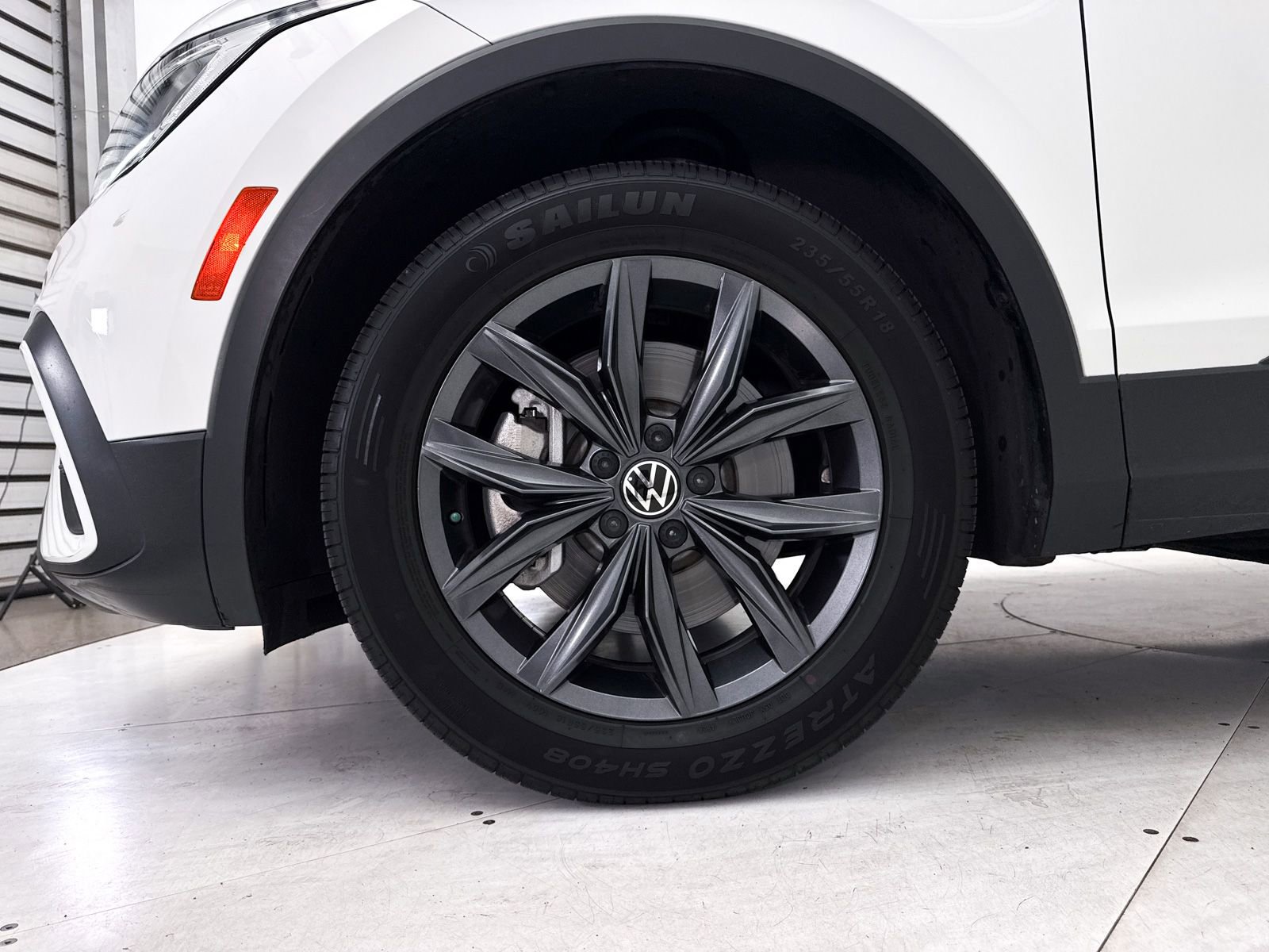 Used 2022 Volkswagen Tiguan SE FWD image 13